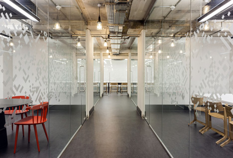Google UK Campus Corridor by Jump Studios