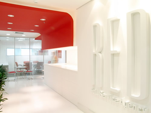 http://www.officedesigngallery.com/images/red1.jpg?0.8982577380781084