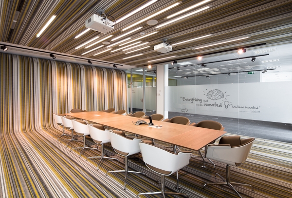 Fraunhofer Headquarters Office Design by Pedra Silva Architects